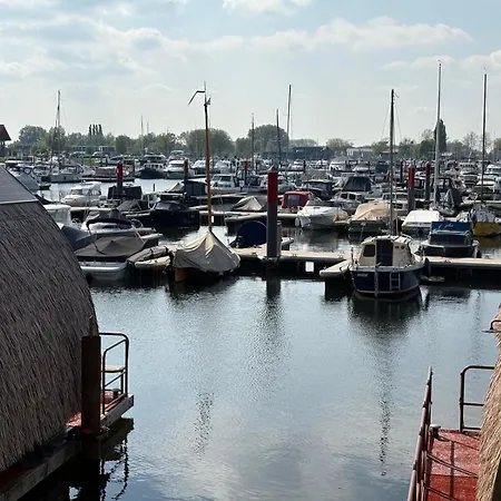 Alojamento de Turismo Selvagem Debieslodge Drimmelen